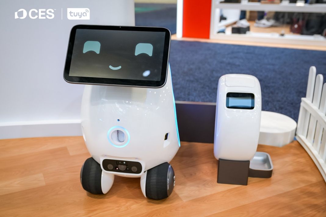 PetshopMarket-robot-gia-katoikidia-o-ai-batler-tis-tuya-1